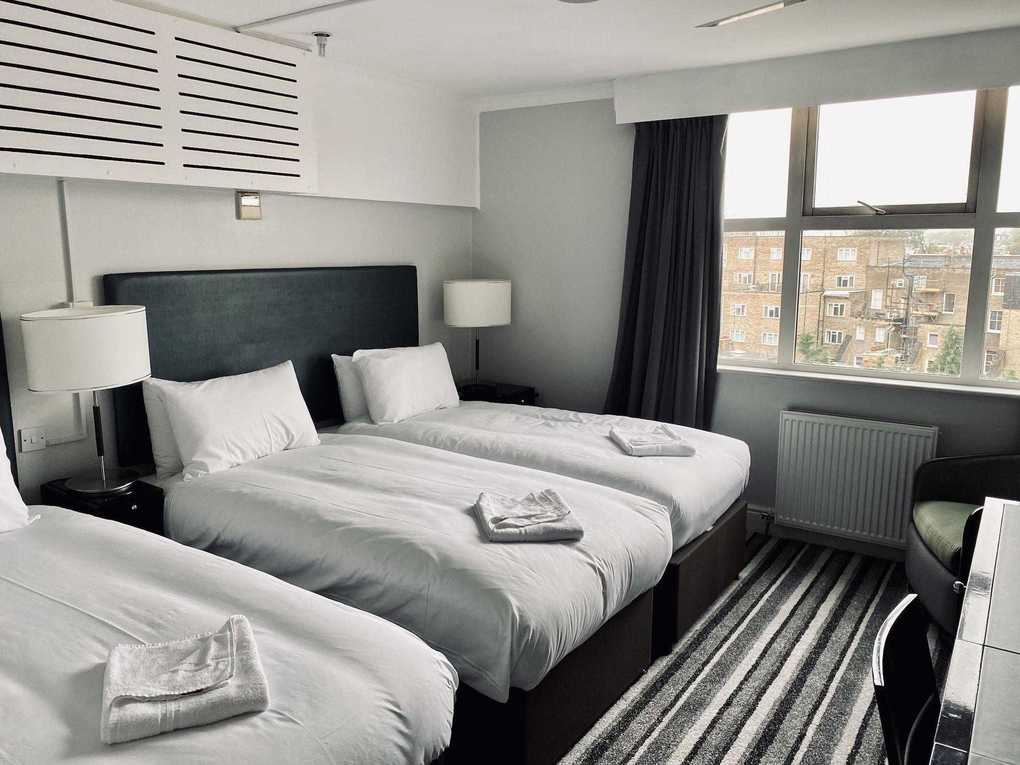 My Place Hotel Лондон Екстер'єр фото